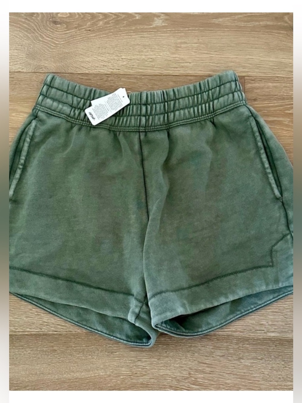 NWT Aerie Suns Out Shorts